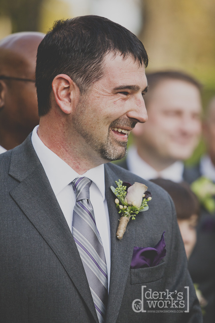 artisticweddingphotography 102211_derksworks012 groom sees the bride first glance